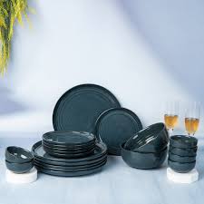 Dinnerware Sets